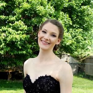 Meet your Posher, Hannah